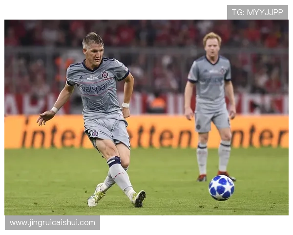 足球巨星告别赛回顾：那些难忘的瞬间与感人时刻